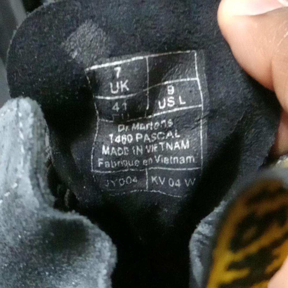 Dr. Martens Black Leather Lace-Up Boots with Yellow Accents. - Picture 7 of 15